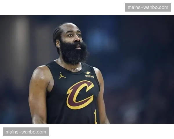 哈登单场9失误追平生涯纪录 骑士控卫面临组织压力